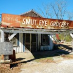 Smut Eye Alabama Grocery Photo by Rivers Langley